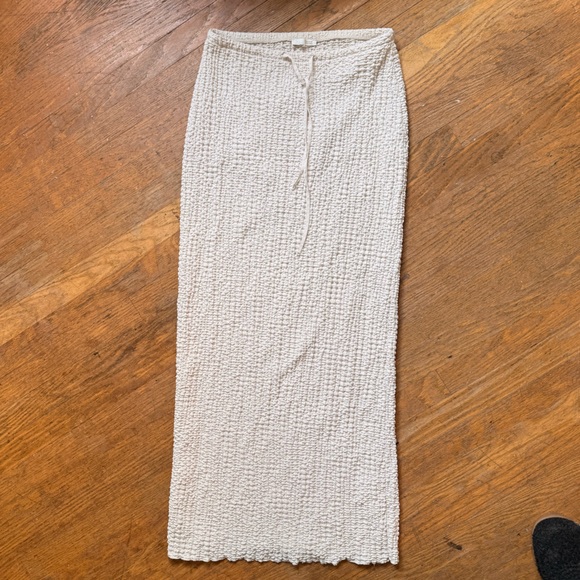 Zara Dresses & Skirts - Zara Crinkle Skirt